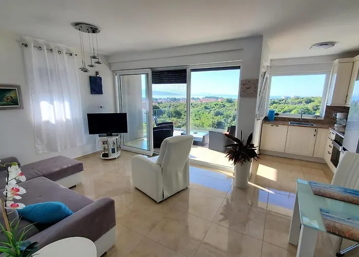 Marinela Apartament *